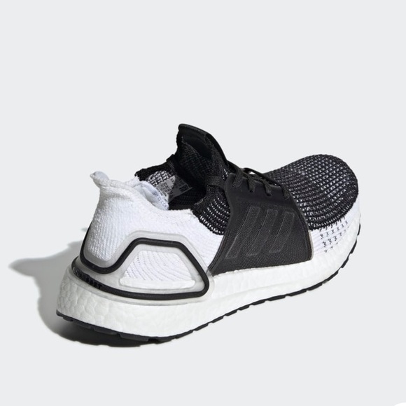 adidas UltraBOOST 19 Oreo - Picture 4 of 8